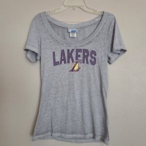 Women's NBA Lakers Gray Scoop Neck Tee with Purple Logo, M